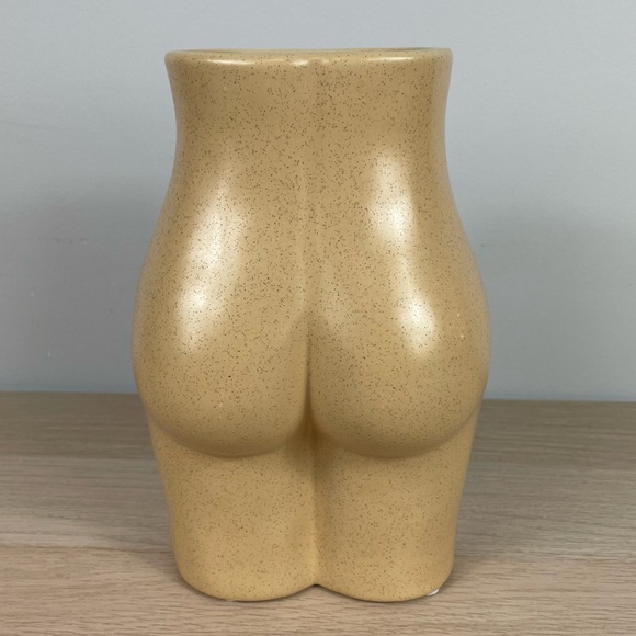 Base Roots Female Body Vase - Picture 4 of 7